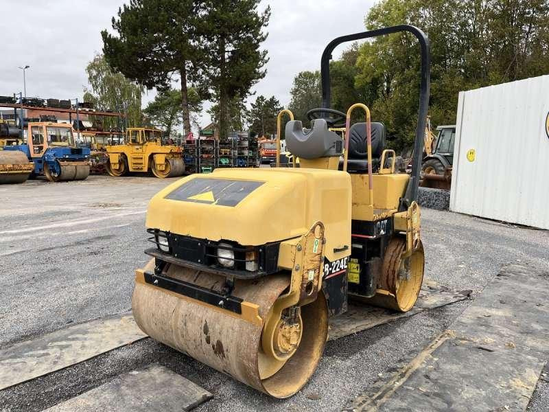 Caterpillar CB-224E - Road roller: picture 2 Caterpillar CB-224E - Road roller: picture 2