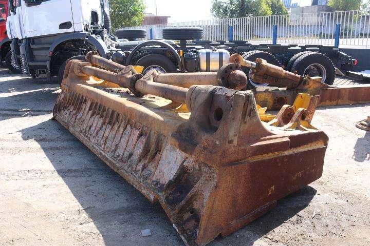 Bulldozer Komatsu D375A-1: picture 12 Bulldozer Komatsu D375A-1: picture 12