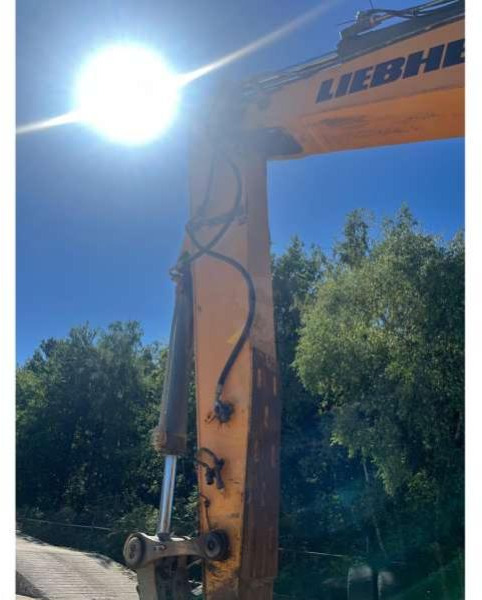 Liebherr R936 LC - Crawler excavator: picture 4 Liebherr R936 LC - Crawler excavator: picture 4