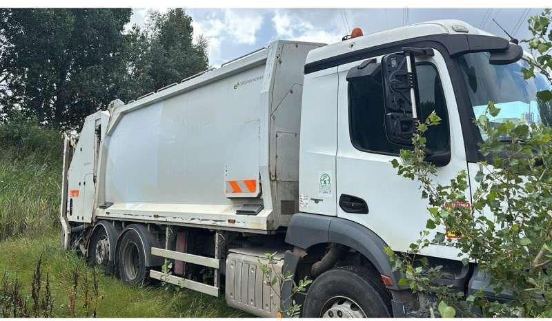 Mercedes ANTOS 2533 - Garbage truck: picture 2 Mercedes ANTOS 2533 - Garbage truck: picture 2
