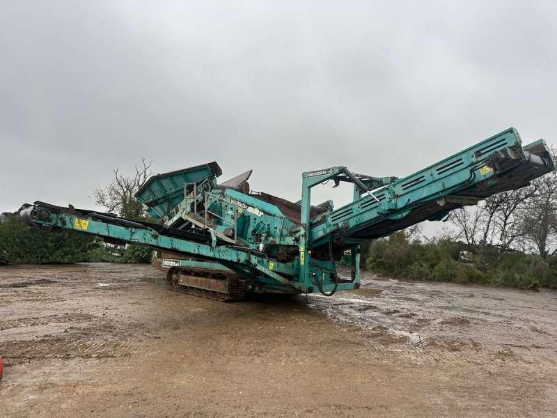 Powerscreen Warrior 1400 - Screener: picture 1 Powerscreen Warrior 1400 - Screener: picture 1