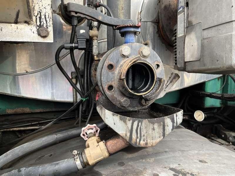 Asphalt machine Volvo 440 BOUILLE SECMAIR: picture 35