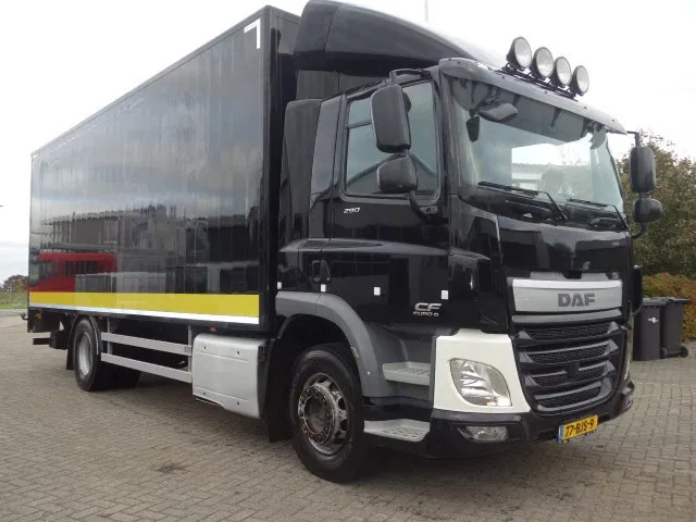 DAF CF 290 ALUGESLOTENBAK EN KLEP 2500 KG,GVW 20.500 KG - Box truck: picture 2 DAF CF 290 ALUGESLOTENBAK EN KLEP 2500 KG,GVW 20.500 KG - Box truck: picture 2