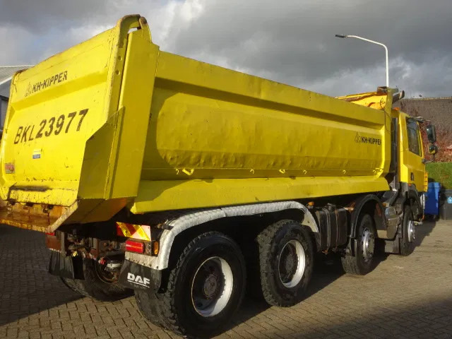 DAF CF 410 8X4 MANUAL GEARBOX HARDOX STEEL KIPPER 20 CUB EURO5 - Tipper: picture 4 DAF CF 410 8X4 MANUAL GEARBOX HARDOX STEEL KIPPER 20 CUB EURO5 - Tipper: picture 4