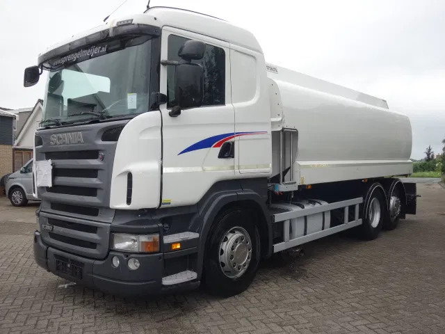Scania R380 6X2 19200 LITER TANK,MANUAL GEARBOX - Tanker truck: picture 2 Scania R380 6X2 19200 LITER TANK,MANUAL GEARBOX - Tanker truck: picture 2