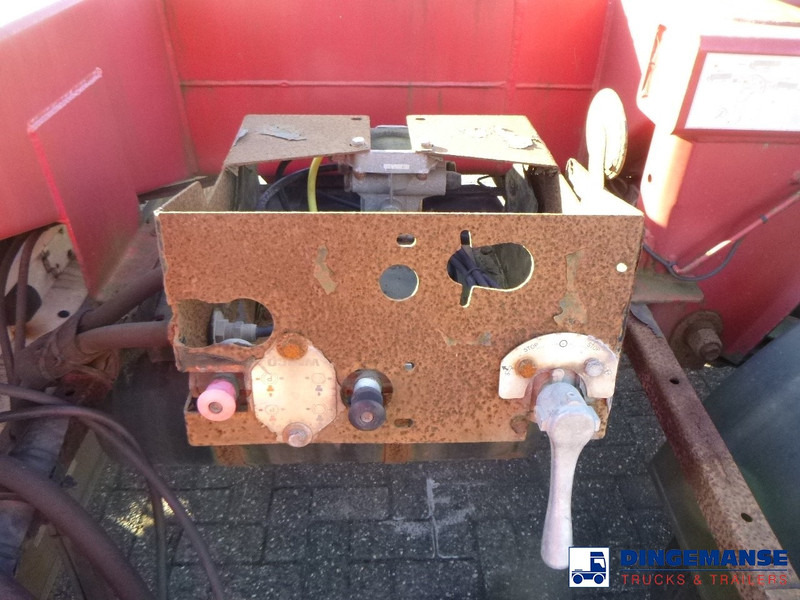 Container transporter/ Swap body truck D-Tec 4-axle container combi trailer (3 + 1 axles) 20-30-40-45 ft: picture 13