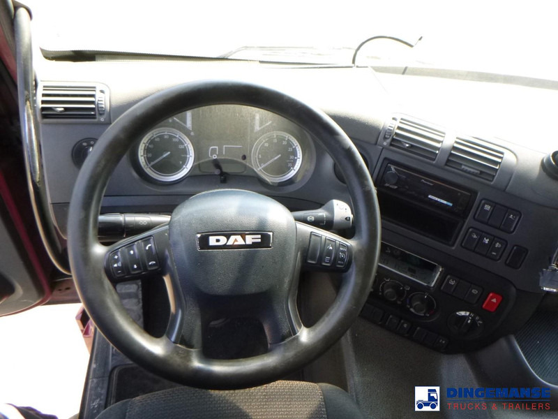 Curtain side truck DAF CF 310 4x2 Euro 6 curtain sider: picture 13