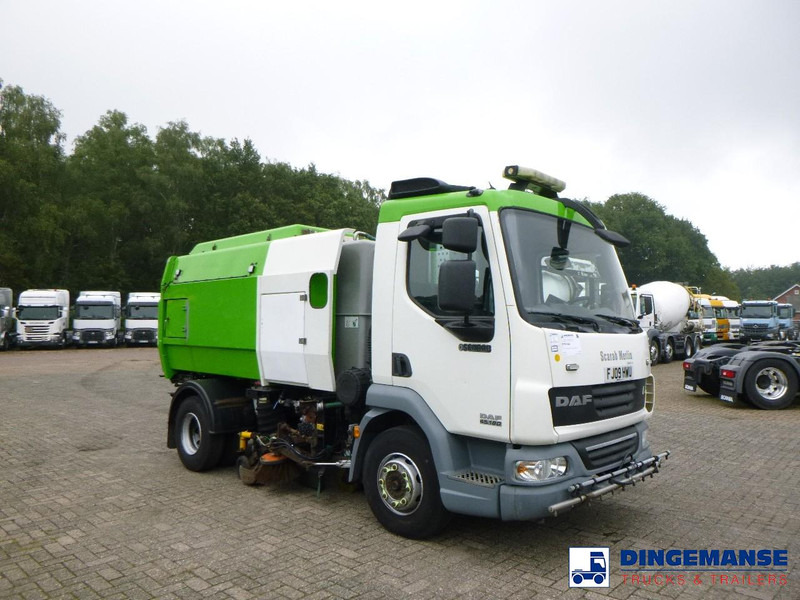 DAF LF 45.180 Scarab Merlin street sweeper 4x2 - Road sweeper: picture 2 DAF LF 45.180 Scarab Merlin street sweeper 4x2 - Road sweeper: picture 2