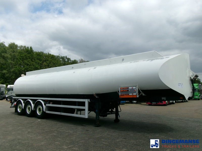 Lakeland Fuel tank alu 42.8 m3 / 6 comp + pump - Tanker semi-trailer: picture 2 Lakeland Fuel tank alu 42.8 m3 / 6 comp + pump - Tanker semi-trailer: picture 2
