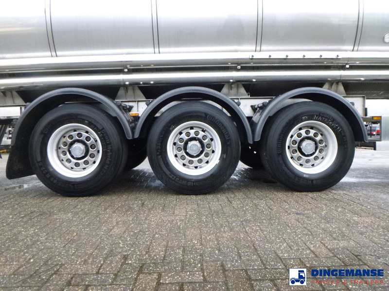 Parcisa Chemical tank inox L4BH 30 m3 / 1 comp / ADR 30/03/24 - Tanker semi-trailer: picture 5 Parcisa Chemical tank inox L4BH 30 m3 / 1 comp / ADR 30/03/24 - Tanker semi-trailer: picture 5