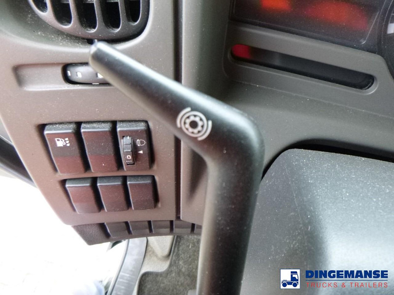 Cab chassis truck Renault Kerax 380 DXI 4x4 Euro 5 chassis + PTO: picture 20