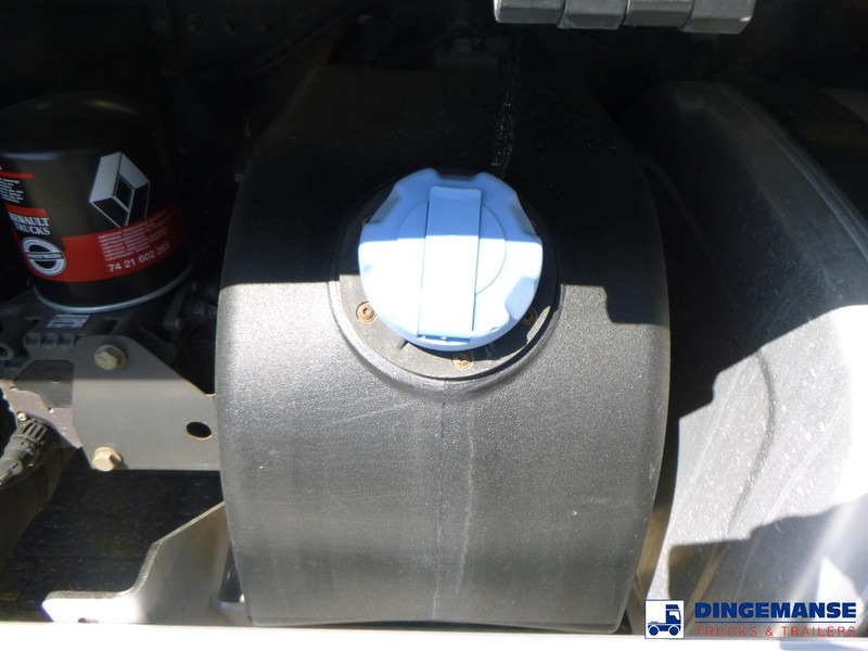 Tanker truck Renault Premium 270 dxi 4x2 fuel tank 13.7 m3 / 4 comp: picture 8 Tanker truck Renault Premium 270 dxi 4x2 fuel tank 13.7 m3 / 4 comp: picture 8