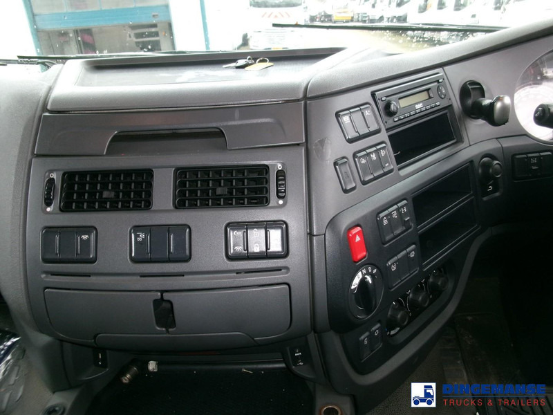 Tractor truck DAF XF 106 6x2 RHD Euro 6 + Hydraulics: picture 11 Tractor truck DAF XF 106 6x2 RHD Euro 6 + Hydraulics: picture 11