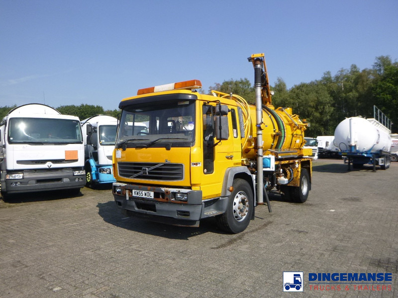 Vacuum truck Volvo FL6 4x2 RHD Whale vacuum tank 8 m3: picture 6