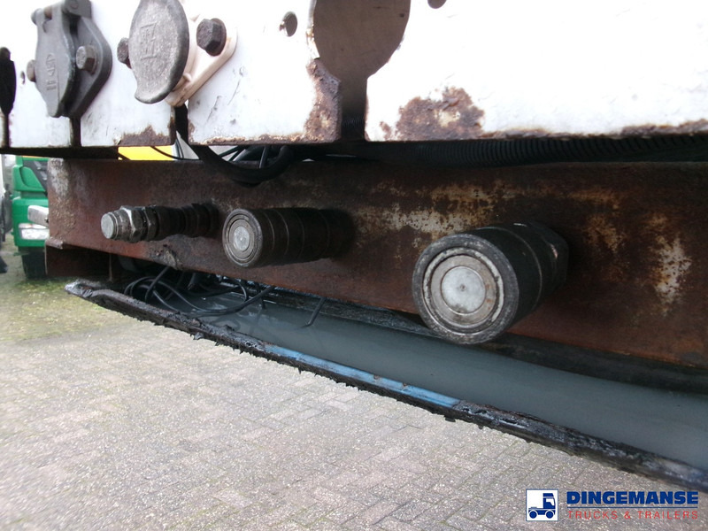 Tanker semi-trailer WHALE Vacuum tank inox 30 m3 / 1 comp + pump: picture 20