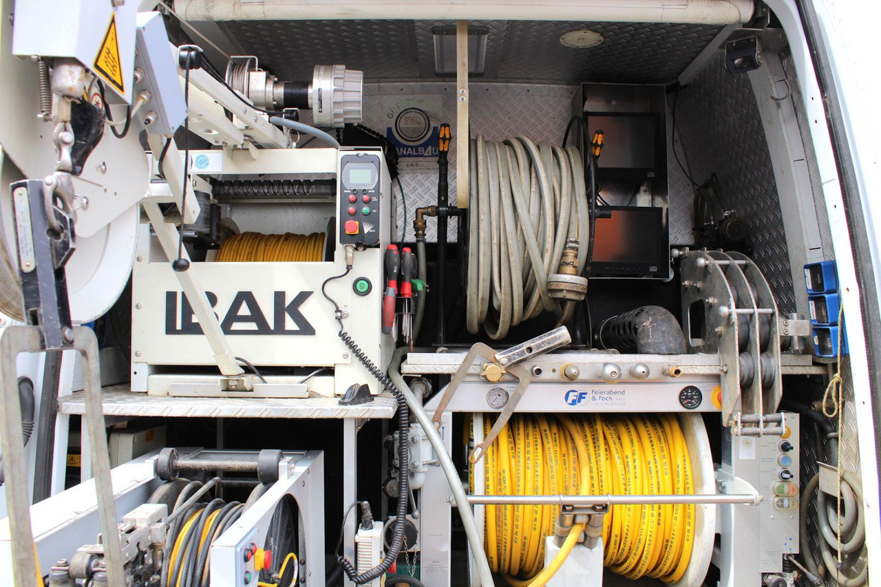 Vacuum truck Mercedes-Benz Sprinter 516 CDI IBAK Kanal-TV+1m³ HD-Spüler +3D: picture 11 Vacuum truck Mercedes-Benz Sprinter 516 CDI IBAK Kanal-TV+1m³ HD-Spüler +3D: picture 11