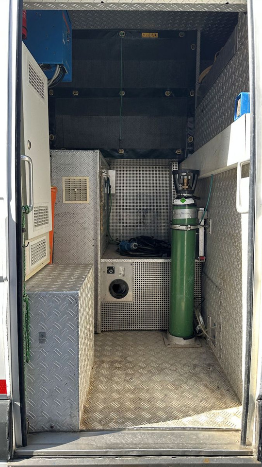 Vacuum truck Mercedes-Benz Sprinter 516 CDI IBAK Kanal-TV+1m³ HD-Spüler +3D: picture 14 Vacuum truck Mercedes-Benz Sprinter 516 CDI IBAK Kanal-TV+1m³ HD-Spüler +3D: picture 14