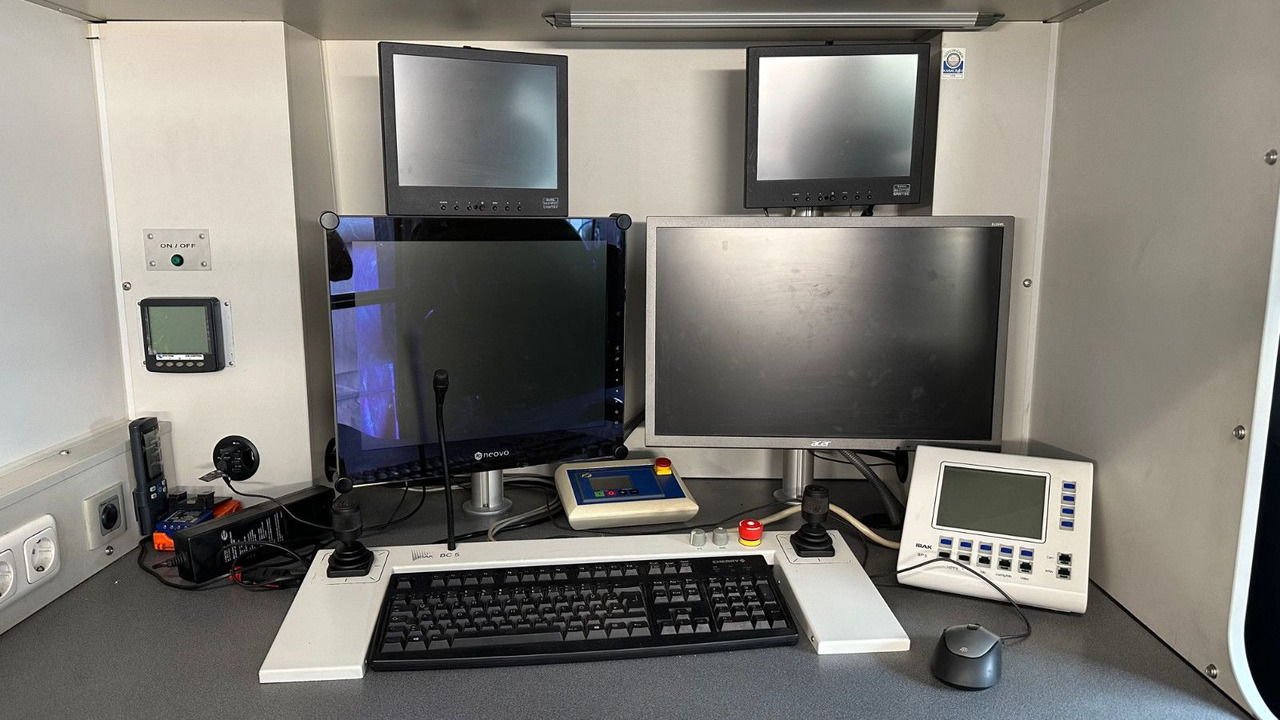 Vacuum truck Mercedes-Benz Sprinter 516 CDI IBAK Kanal-TV+1m³ HD-Spüler +3D: picture 13 Vacuum truck Mercedes-Benz Sprinter 516 CDI IBAK Kanal-TV+1m³ HD-Spüler +3D: picture 13