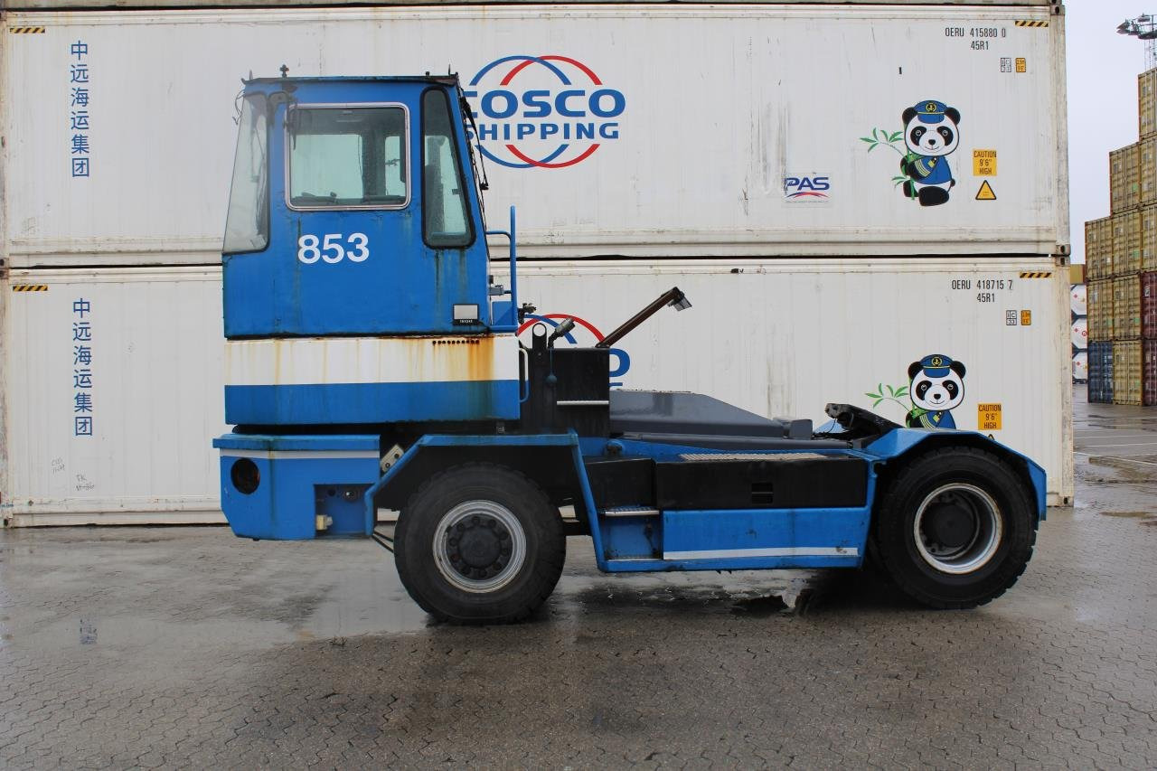 Kalmar TRX242 - Terminal tractor: picture 1 Kalmar TRX242 - Terminal tractor: picture 1