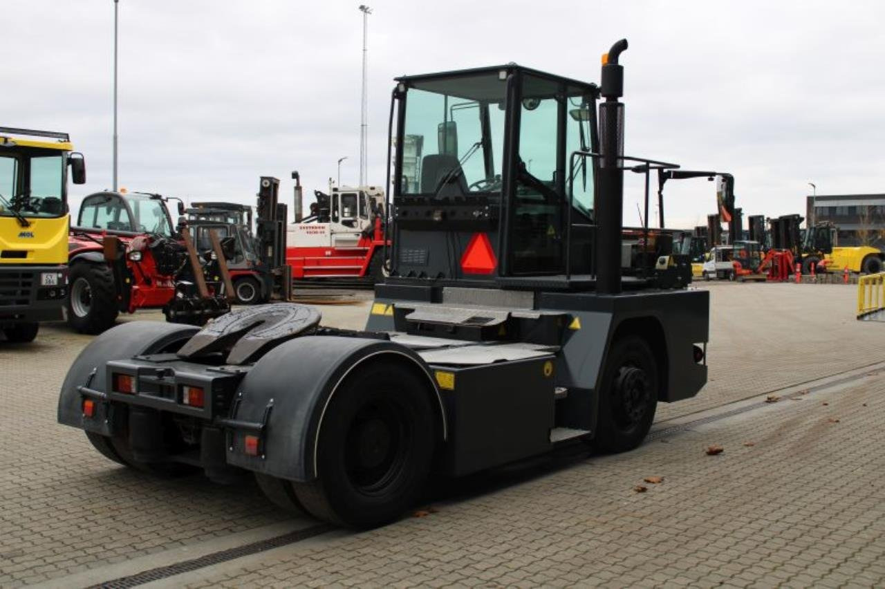 Mafi MT25 - Terminal tractor: picture 3 Mafi MT25 - Terminal tractor: picture 3