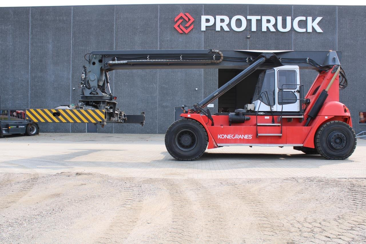 SMV 108 TB6 - Reach stacker: picture 1 SMV 108 TB6 - Reach stacker: picture 1