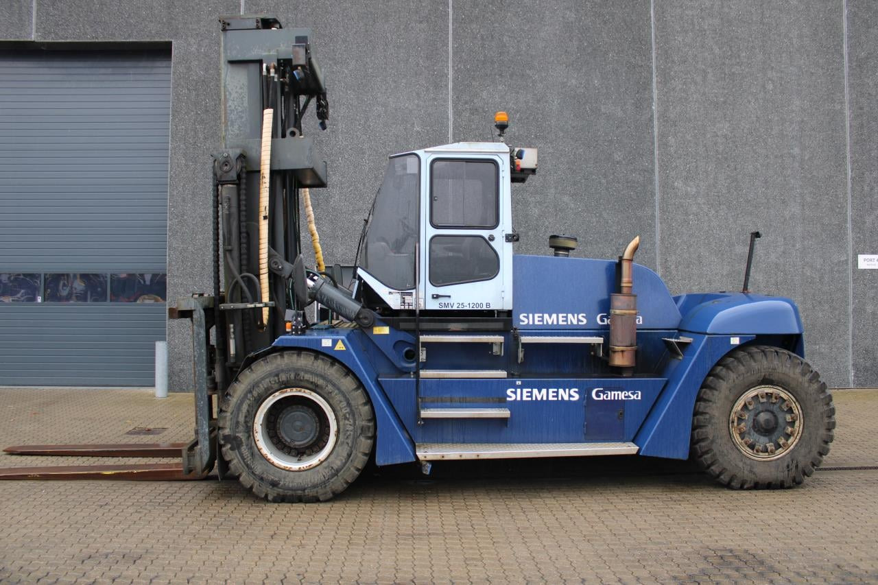 SMV SL25-1200 - Diesel forklift: picture 1 SMV SL25-1200 - Diesel forklift: picture 1