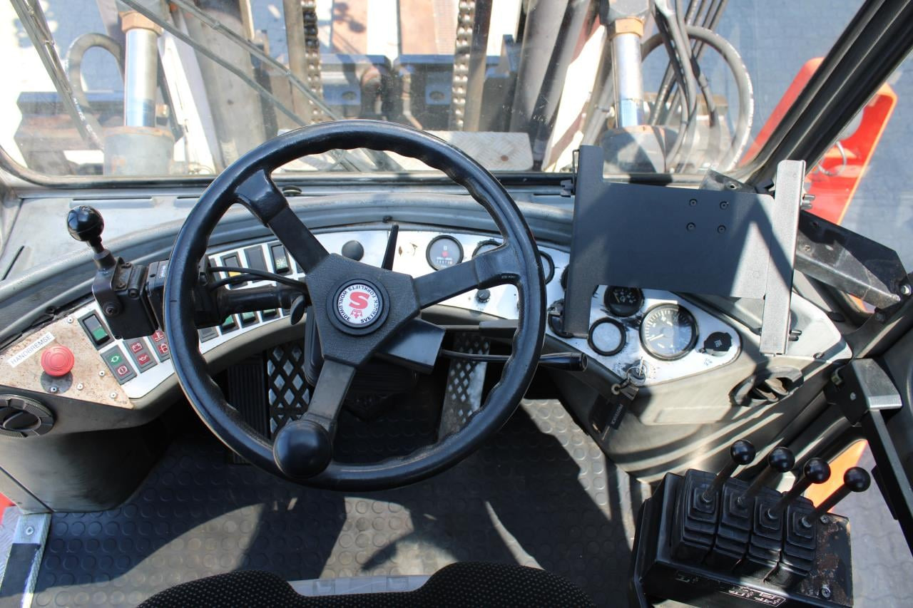 SveTruck 13660-32 - Diesel forklift: picture 4 SveTruck 13660-32 - Diesel forklift: picture 4