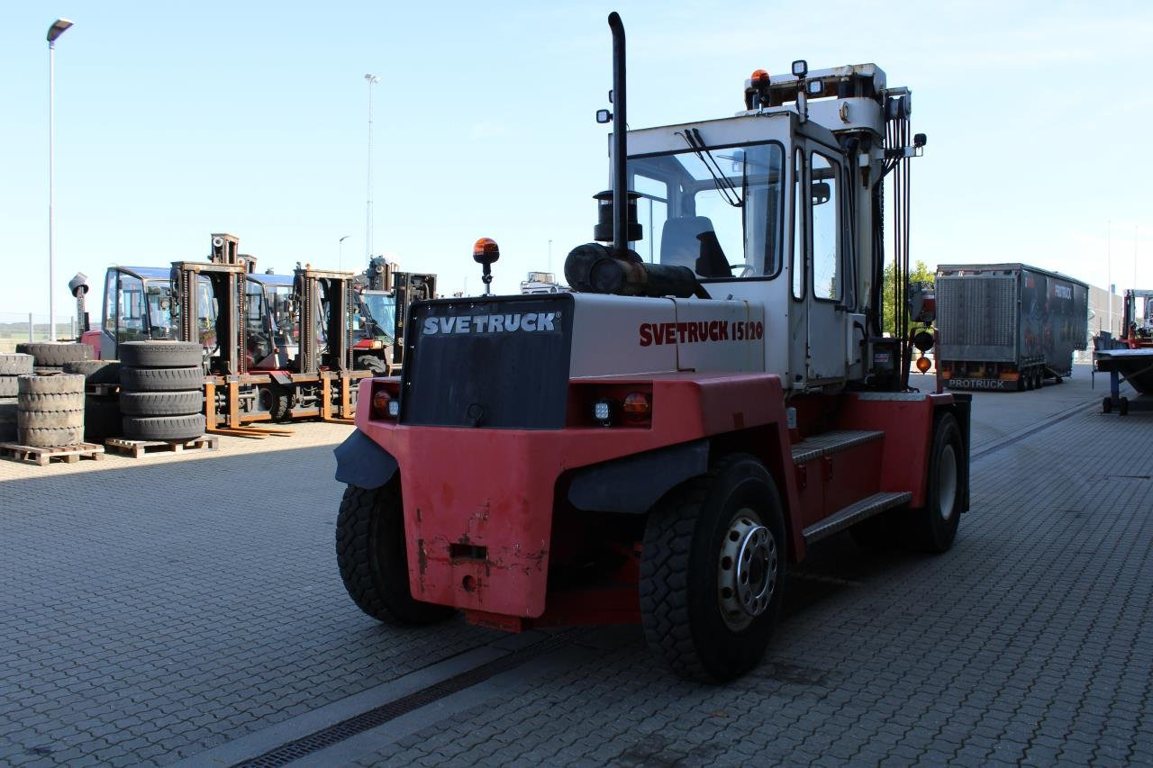SveTruck 15120-35 - Diesel forklift: picture 3 SveTruck 15120-35 - Diesel forklift: picture 3