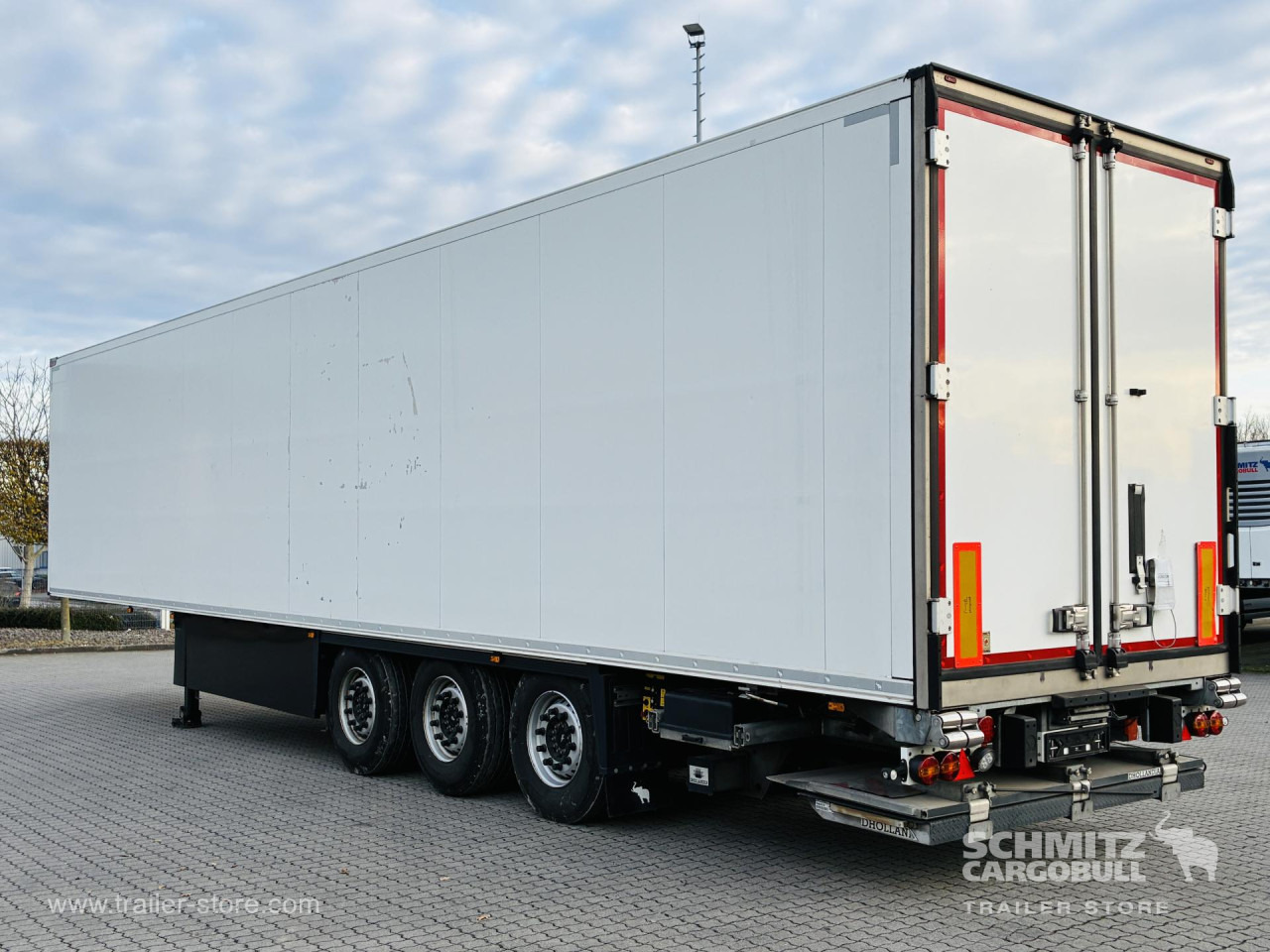 Isothermal semi-trailer SCHMITZ Auflieger Tiefkühler Multitemp Taillift: picture 10