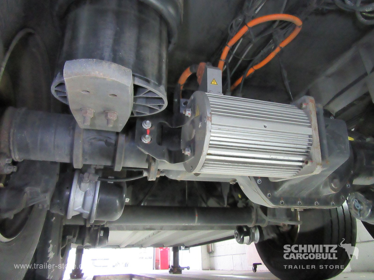 SCHMITZ Auflieger Tiefkühler Multitemp Taillift - Isothermal semi-trailer: picture 3 SCHMITZ Auflieger Tiefkühler Multitemp Taillift - Isothermal semi-trailer: picture 3