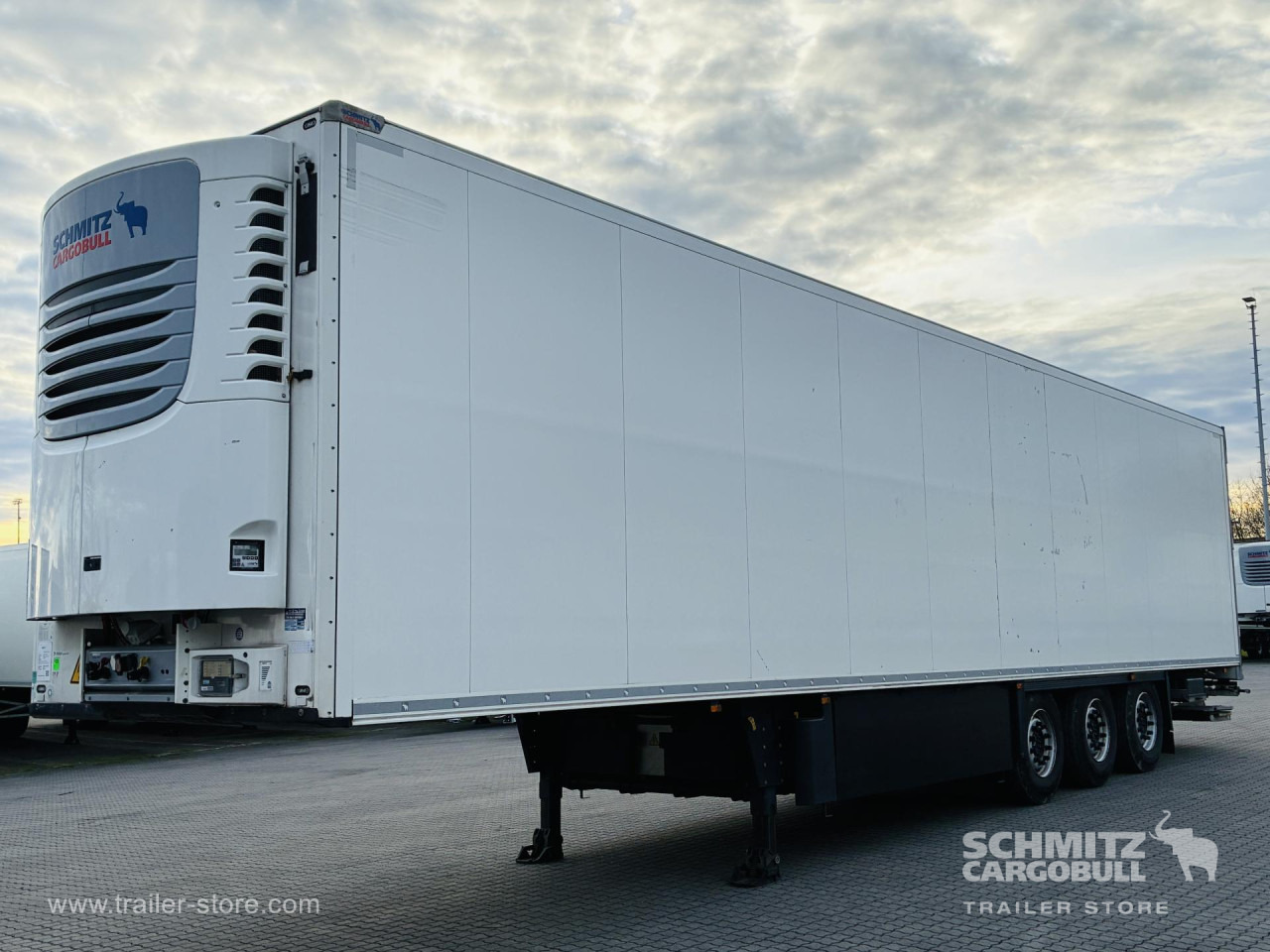Isothermal semi-trailer SCHMITZ Auflieger Tiefkühler Multitemp Taillift: picture 11