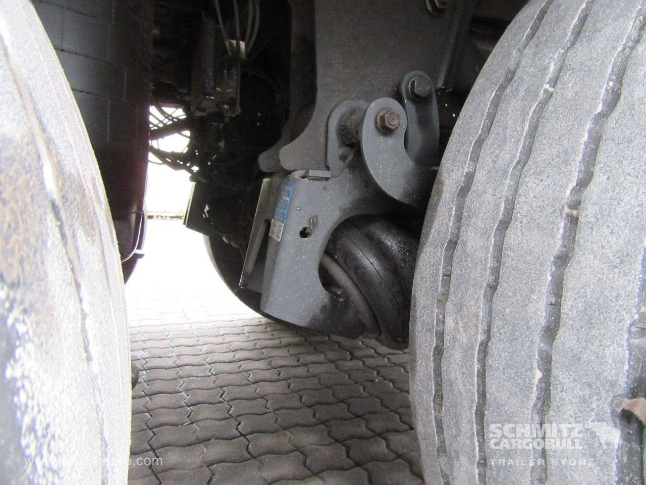 Isothermal semi-trailer SCHMITZ Auflieger Tiefkühler Multitemp Taillift: picture 7