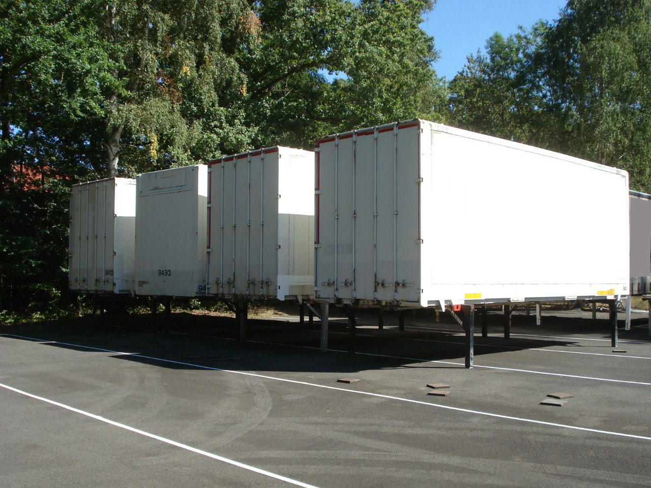 Krone WK 7,7 STG Kleider Textil Lager Jumbo C 7,82 WB - Closed box trailer: picture 1 Krone WK 7,7 STG Kleider Textil Lager Jumbo C 7,82 WB - Closed box trailer: picture 1