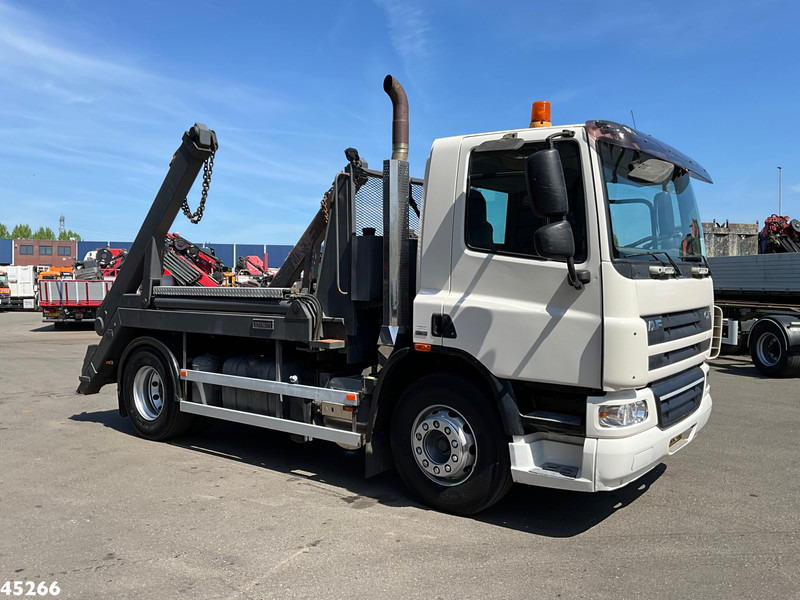 DAF FA 75 CF 250 Euro 5 Hyvalift 12 Ton portaalarmsysteem - Skip loader truck: picture 2 DAF FA 75 CF 250 Euro 5 Hyvalift 12 Ton portaalarmsysteem - Skip loader truck: picture 2