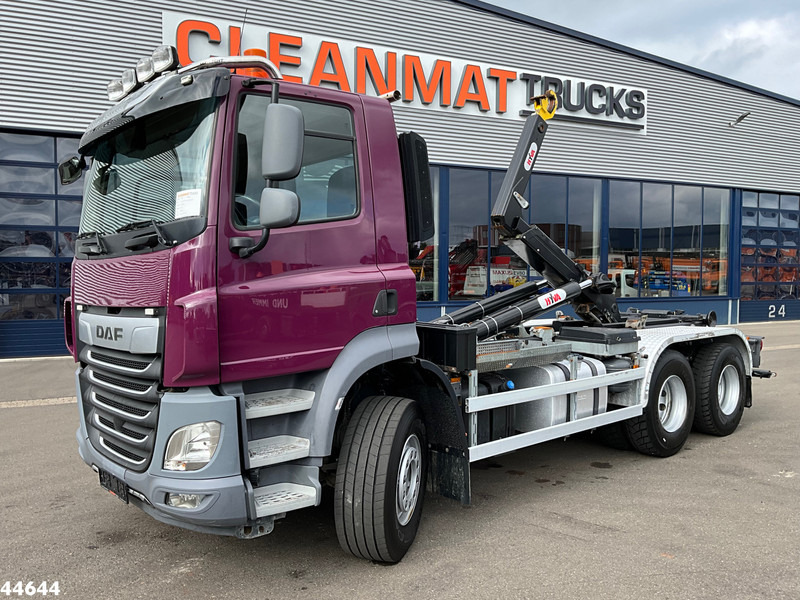 DAF FAT CF 480 6x4 Euro 6 Hyvalift 20 Ton haakarmsysteem Just 88.552 km! - Hook lift truck: picture 1 DAF FAT CF 480 6x4 Euro 6 Hyvalift 20 Ton haakarmsysteem Just 88.552 km! - Hook lift truck: picture 1