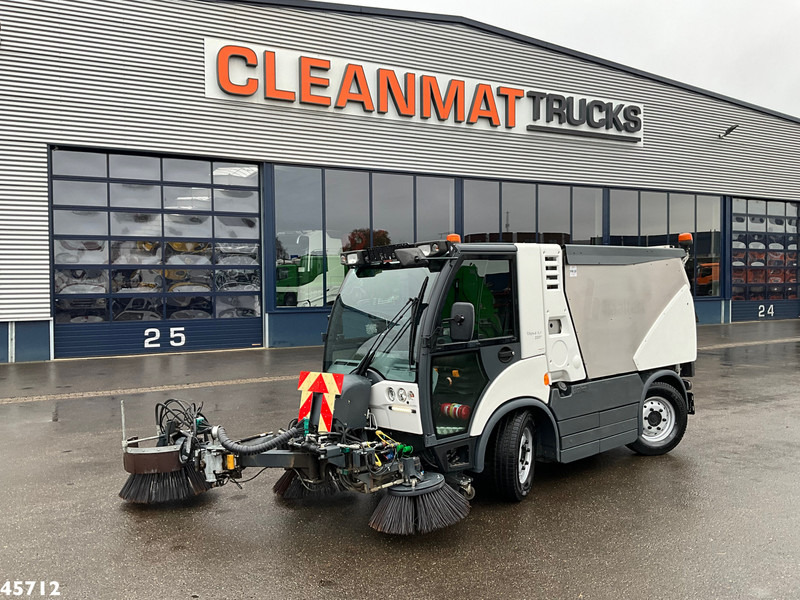 Hako CityMaster 2200 Euro 6 Just 19.762 km! - Road sweeper: picture 2 Hako CityMaster 2200 Euro 6 Just 19.762 km! - Road sweeper: picture 2
