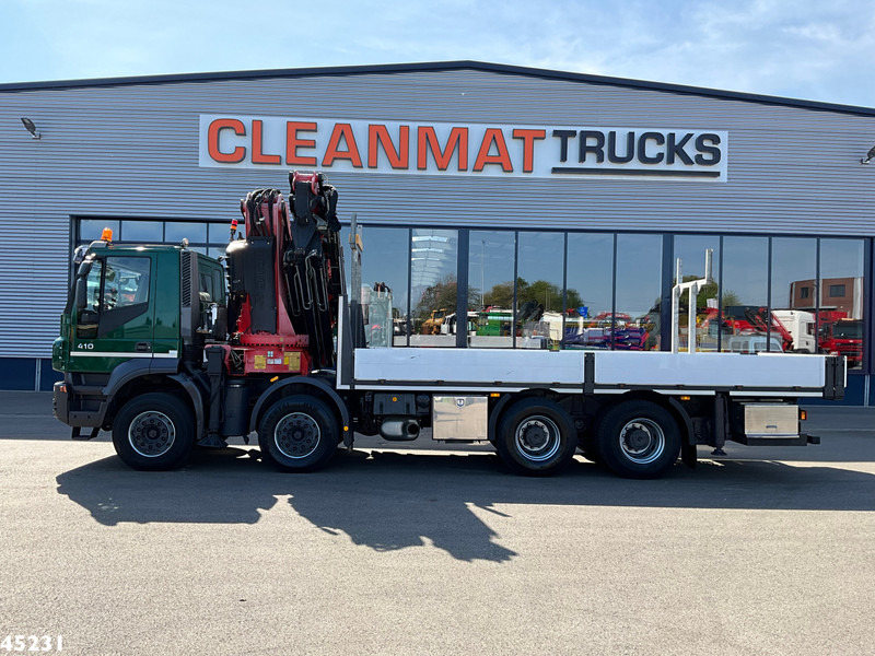Iveco Trakker AD410T41 Fassi 80 Tonmeter laadkraan + Fly-Jib Just 80.441 Km! - Crane truck: picture 3 Iveco Trakker AD410T41 Fassi 80 Tonmeter laadkraan + Fly-Jib Just 80.441 Km! - Crane truck: picture 3