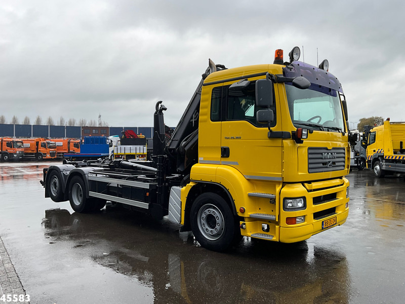 MAN TGA 26.360 Hiab 16 Tonmeter laadkraan - Hook lift truck, Crane truck: picture 3 MAN TGA 26.360 Hiab 16 Tonmeter laadkraan - Hook lift truck, Crane truck: picture 3