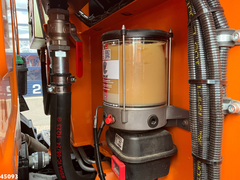 Garbage truck Mercedes-Benz Actros 2533 Euro 6 Zoeller 22m³: picture 10 Garbage truck Mercedes-Benz Actros 2533 Euro 6 Zoeller 22m³: picture 10