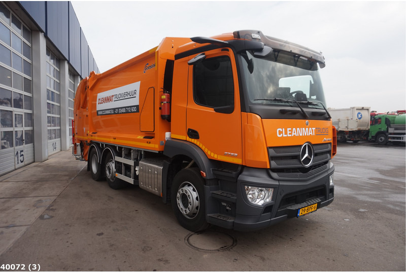 Garbage truck Mercedes-Benz Actros 2533: picture 6