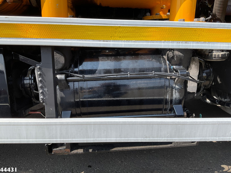 Vacuum truck Mercedes-Benz Axor 2533 Euro 5 Koks Combi: picture 14 Vacuum truck Mercedes-Benz Axor 2533 Euro 5 Koks Combi: picture 14