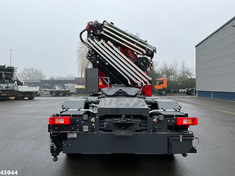 Volvo FH 540 8x2 Fassi 145 Tonmeter laadkraan + Fly-JIb Just 7.187 Km! Demo voertuig! - Tractor truck: picture 3 Volvo FH 540 8x2 Fassi 145 Tonmeter laadkraan + Fly-JIb Just 7.187 Km! Demo voertuig! - Tractor truck: picture 3