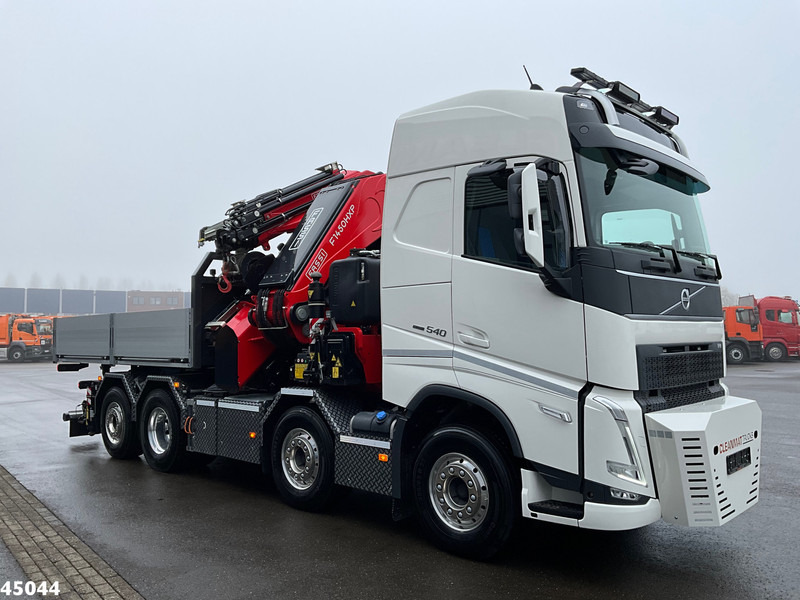 Volvo FH 540 8x2 Fassi 145 Tonmeter laadkraan + Fly-JIb Just 7.187 Km! Demo voertuig! - Tractor truck: picture 4 Volvo FH 540 8x2 Fassi 145 Tonmeter laadkraan + Fly-JIb Just 7.187 Km! Demo voertuig! - Tractor truck: picture 4