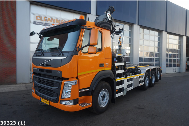 Volvo FM 420 8x2 HMF 26 Tonmeter laadkraan - Hook lift truck, Crane truck: picture 2 Volvo FM 420 8x2 HMF 26 Tonmeter laadkraan - Hook lift truck, Crane truck: picture 2