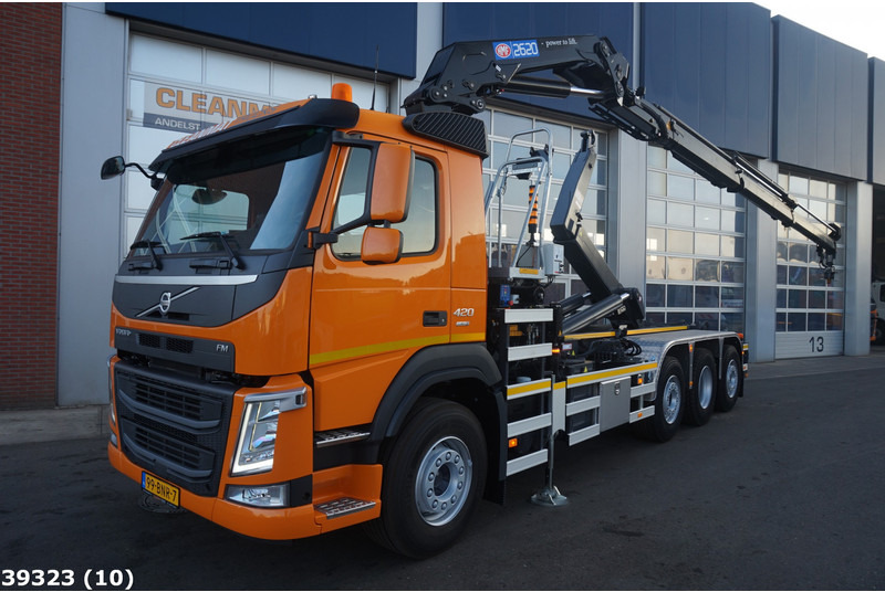 Volvo FM 420 8x2 HMF 26 Tonmeter laadkraan - Hook lift truck, Crane truck: picture 1 Volvo FM 420 8x2 HMF 26 Tonmeter laadkraan - Hook lift truck, Crane truck: picture 1