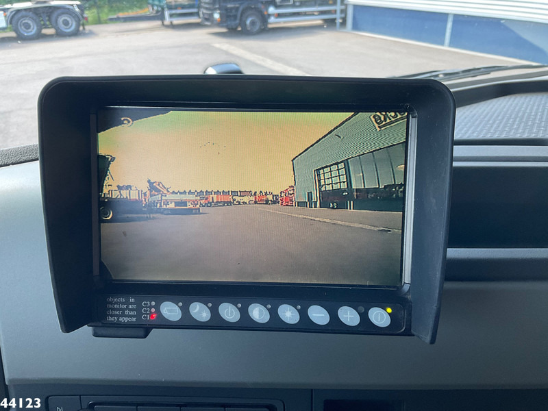 Hook lift truck, Crane truck Volvo FM 420 8x2 Hiab 25 Tonmeter laadkraan Welvaarts laadkraan weegsysteem: picture 19