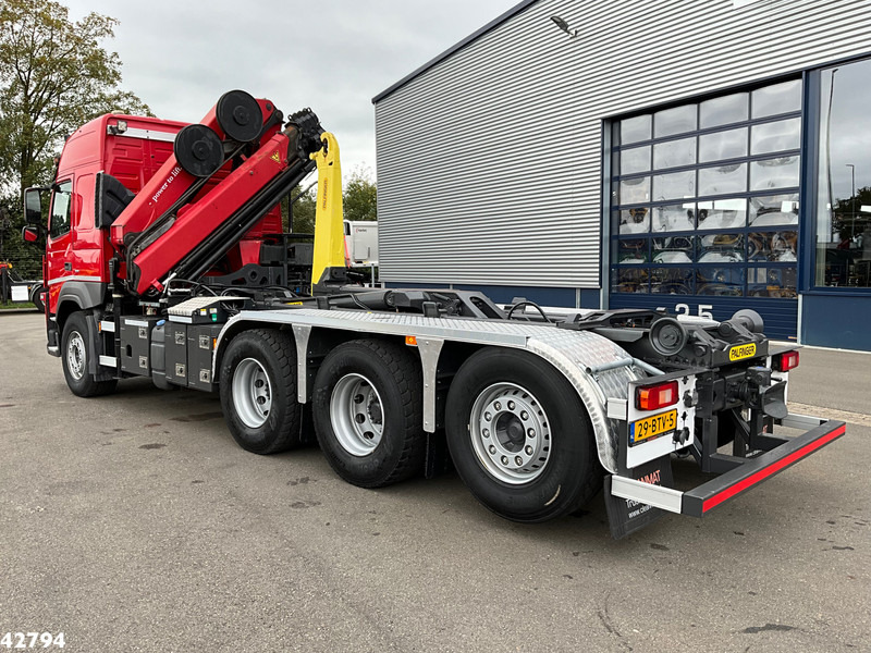 Volvo FM 500 Euro 6 HMF 26 Tonmeter laadkraan + Palfinger 20 Ton haakarmsysteem (Bouwjaar 2021) - Hook lift truck, Crane truck: picture 4 Volvo FM 500 Euro 6 HMF 26 Tonmeter laadkraan + Palfinger 20 Ton haakarmsysteem (Bouwjaar 2021) - Hook lift truck, Crane truck: picture 4