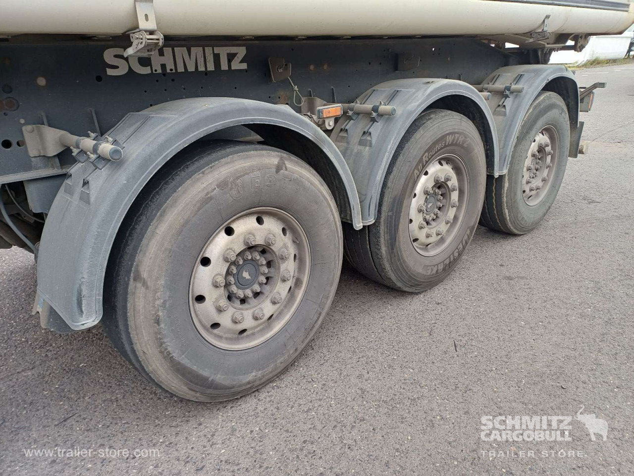 SCHMITZ Auflieger Kipper Alukastenmulde 24m³ - Tipper semi-trailer: picture 2 SCHMITZ Auflieger Kipper Alukastenmulde 24m³ - Tipper semi-trailer: picture 2
