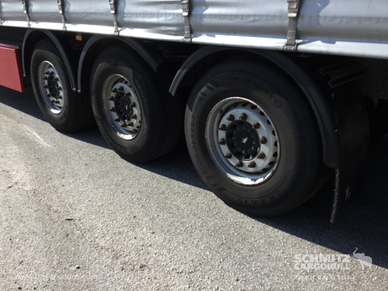 SCHMITZ Curtainsider Standard , Folding wall right - Curtainsider semi-trailer: picture 3 SCHMITZ Curtainsider Standard , Folding wall right - Curtainsider semi-trailer: picture 3