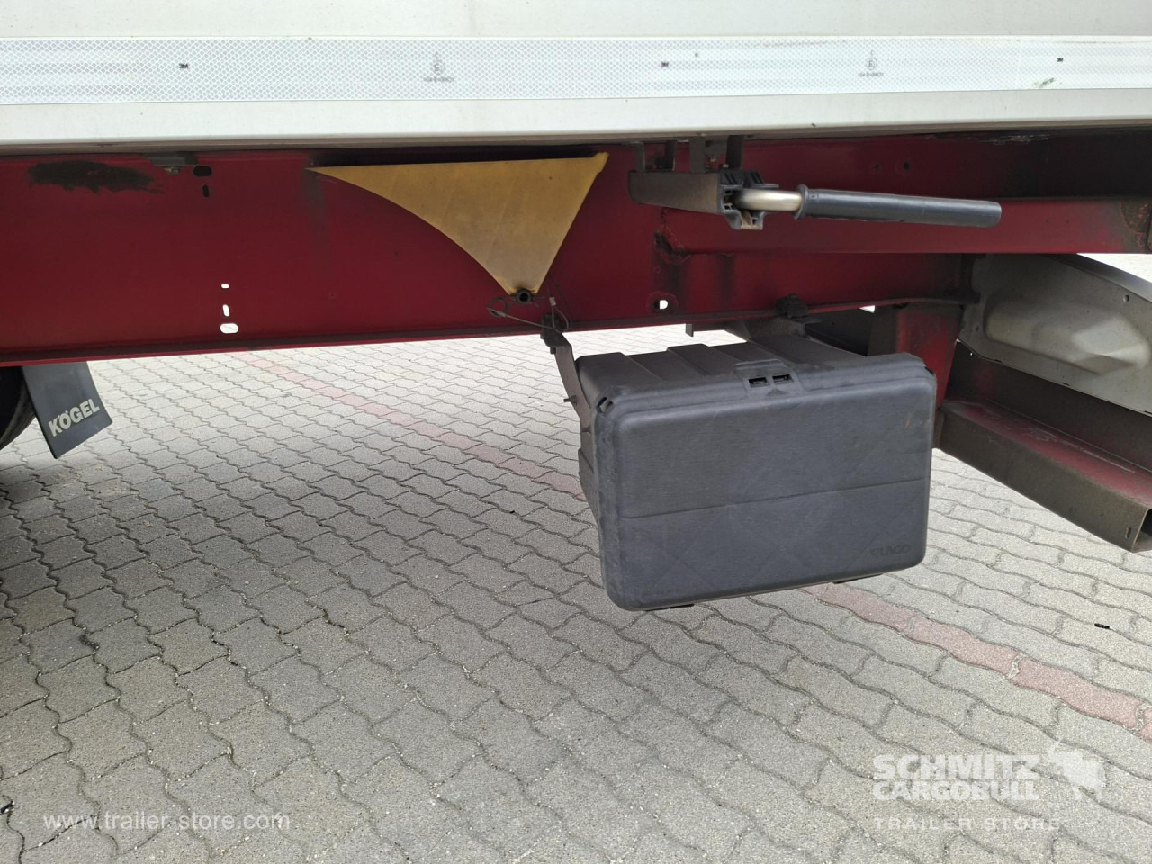 KOEGEL Reefer Standard - Isothermal semi-trailer: picture 2 KOEGEL Reefer Standard - Isothermal semi-trailer: picture 2